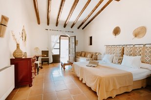 Das geräumige Zimmer Cabrera der Finca Son Mola Vell